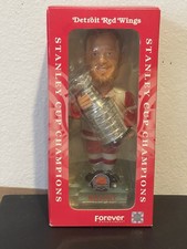 Detroit Red Wings KIRK MALTBY Forever Collectable Bobblehead 2002 Stanley Cup