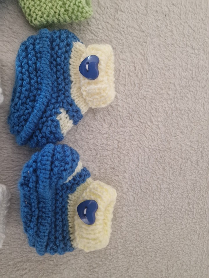 newborn-baby-boys-booties-knitted-0-3-months-blues-colors-ebay-uk