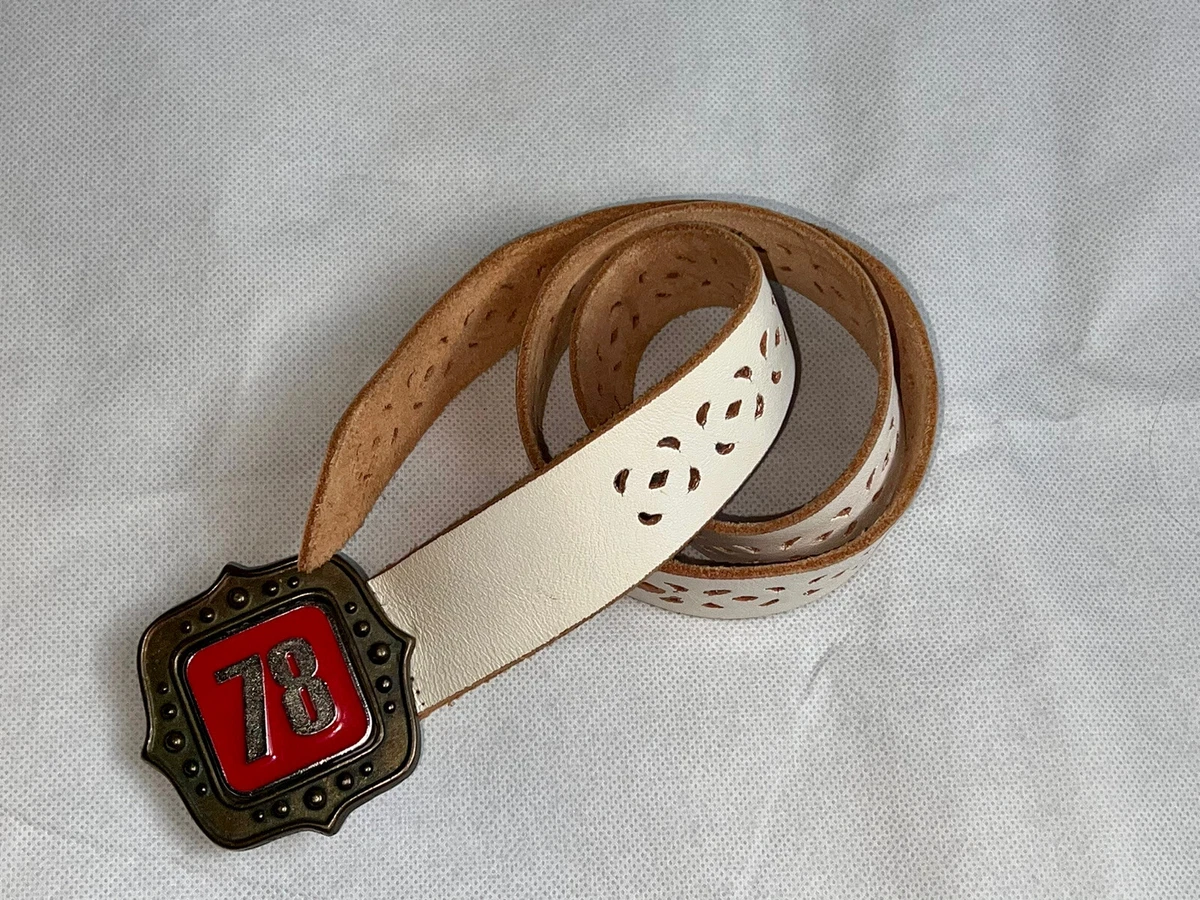 Itsus Vintage 78 Red Enamel Buckle White Punched Out Leather  display picture 3