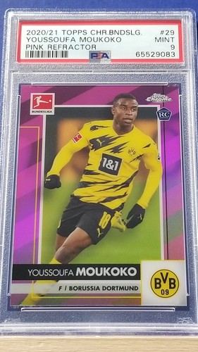 Youssoufa Moukoko [Pink Refractor] #29 2020 Topps Chrome Bundesliga card