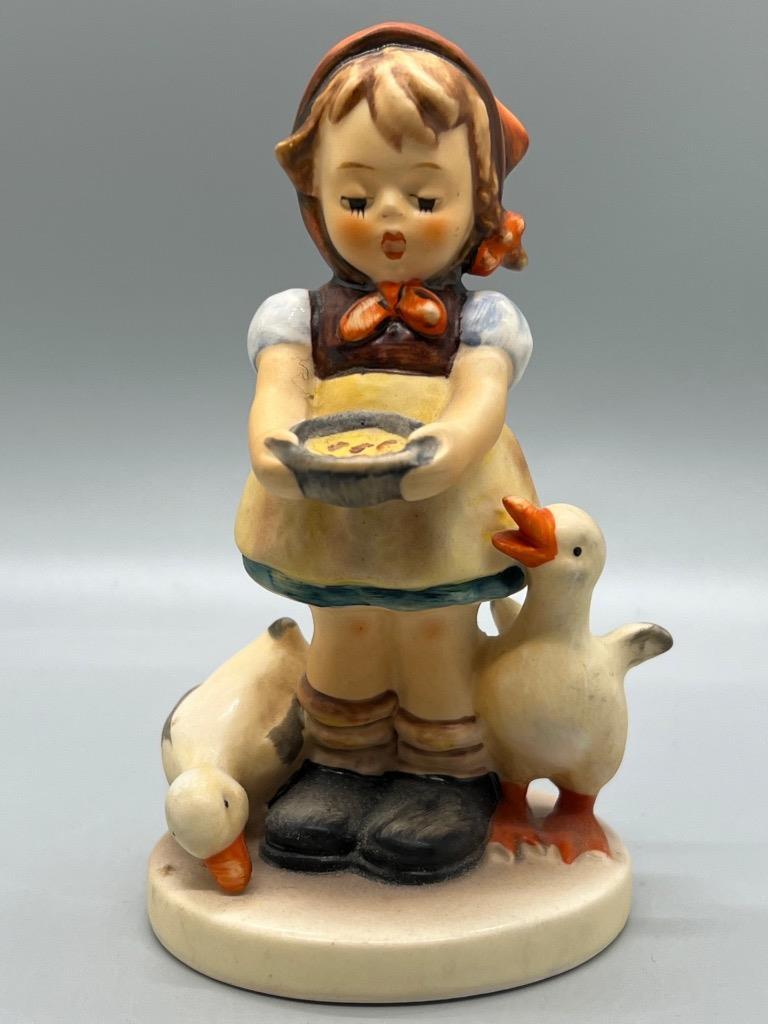 Hummel Goebel Be Patient Figurine Girl Feeding Ducks TM6 #197 2/0 