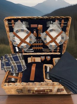 PICNIC TIME Windsor Luxury Wicker Picnic Basket Deluxe Set for 4 Navy Blue NWT