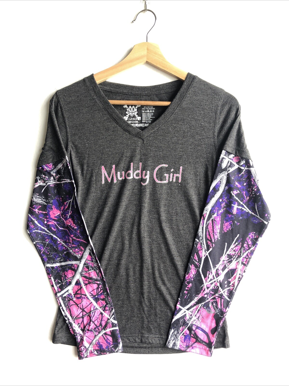 Muddy Girl Designs V-Neck Heather Gray Long Sleeve Shirt Pink Camo Sleeves Small