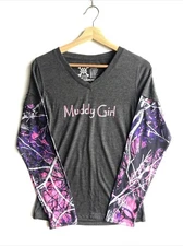 Muddy Girl Designs V-Neck Heather Gray Long Sleeve Shirt Pink Camo Sleeves Small