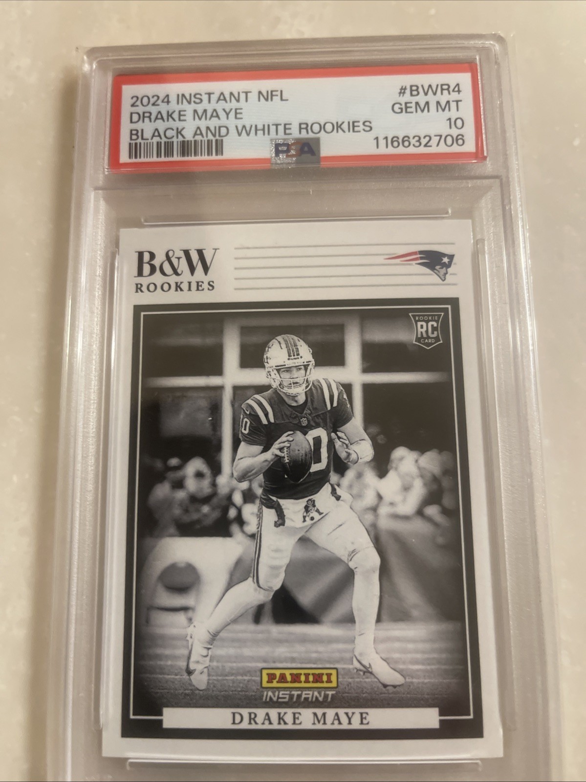 Drake Maye Panini Instant NFL Black & White Rookies #BWR4 Base