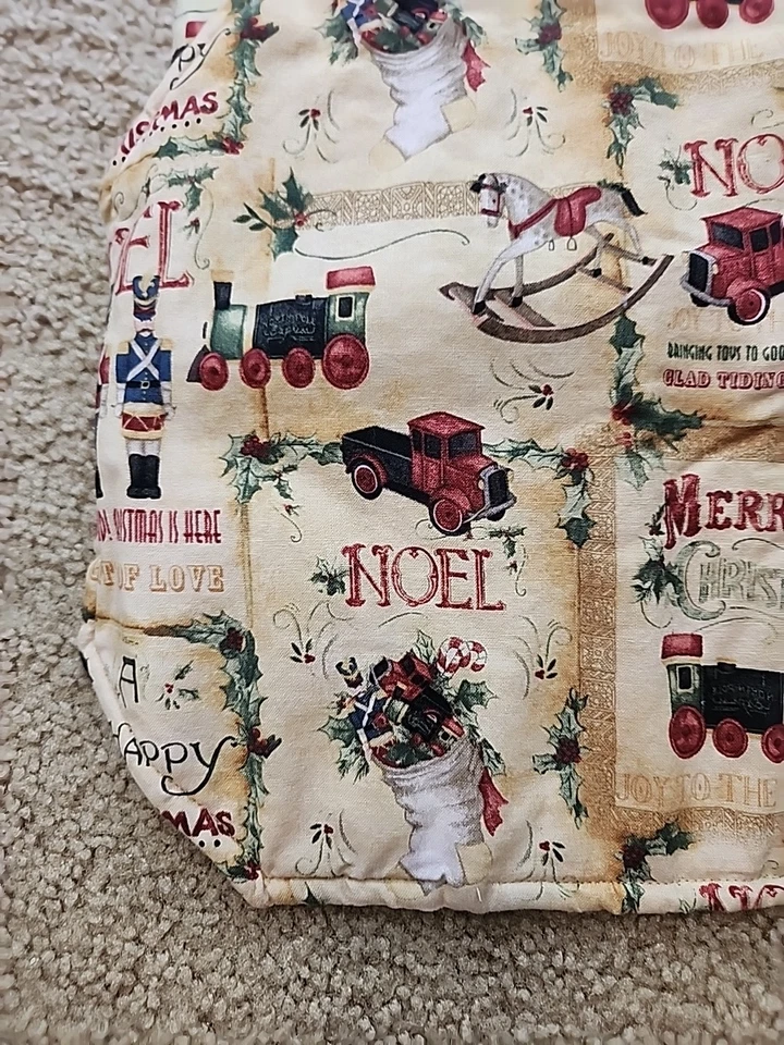 Set Of 6 Quilted Christmas Placemats - Image 3 of 4