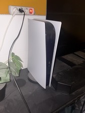 Sony PlayStation 5 (825 GB)Mit 2 Controller DualSense
