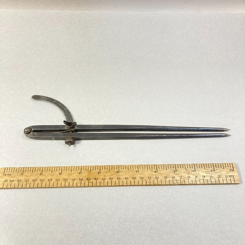Vintage C.S. Osborne Wing Divider Hinge Joint Round Leg 11 3/4" USA