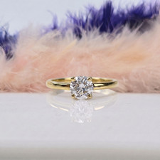 1.00 CT Round Cut Lab Created Diamond 18K Gold Solitaire Engagement Ring