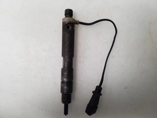 VW VENTO 1H2 Einspritzdüse 028130201J 1.90 Diesel 1998 33901152