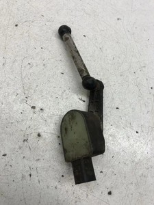 AUDI A6 4A2, C8 Niveausensor vorne links 1T0907503 2.70 Diesel 2007 33814534