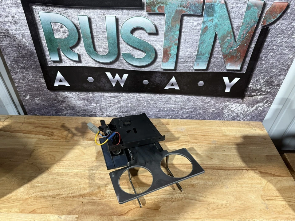 Portavasos cenicero camioneta Ford F150 1987-1991 Foto 2 de 3