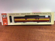 HO Scale 0001-001028 Con-Cor 72' Full Baggage Car Royal American Shows KIT