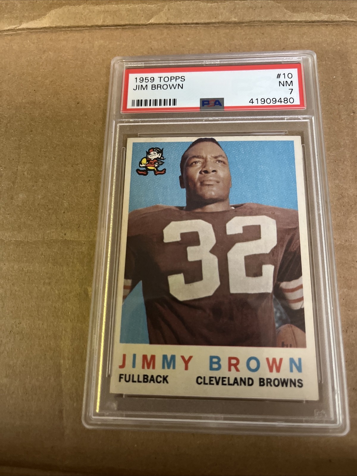 PSA 7 1959 TOPPS JIM BROWM #10 ( NICE CENTERING)