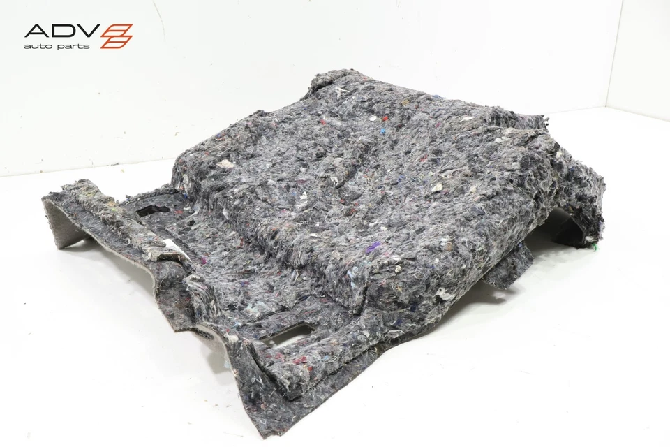 Chevrolet Malibu 2019-2025 alfombra delantera izquierda revestimiento alfombrilla OEM Foto 4 de 4