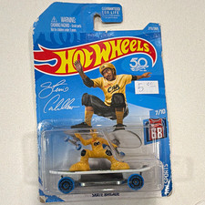 Hot Wheels Skate Brigade HW Sports 1:64 Diecast Skateboard FJW30 2017 Unopened