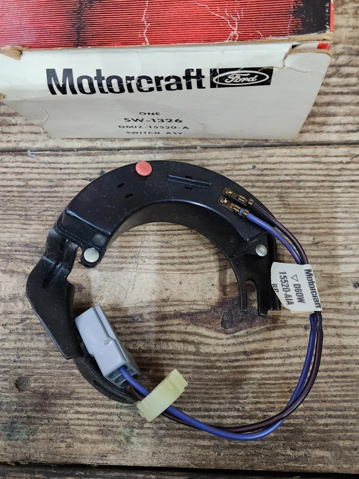 FORD TORINO 1976 1977-1979 THUNDERBIRD LTD II RANCHERO INTERRUPTOR DE LUZ DE RESPALDO NUEVO EN STOCK Foto 2 de 4