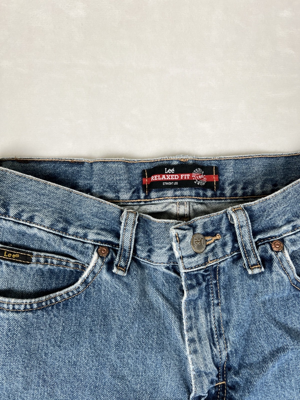 Vintage Lee Blue Denim Jeans Size 30x32 Relaxed Fit Straight Leg READ thumbnail 3