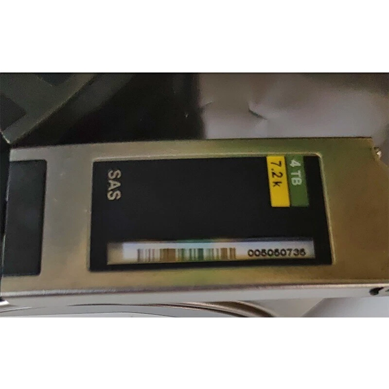 005050735 EMC 005051701 4T SAS 3.5 7.2K X-DS60 Storage Hard Disk Drives - Image 3 of 4