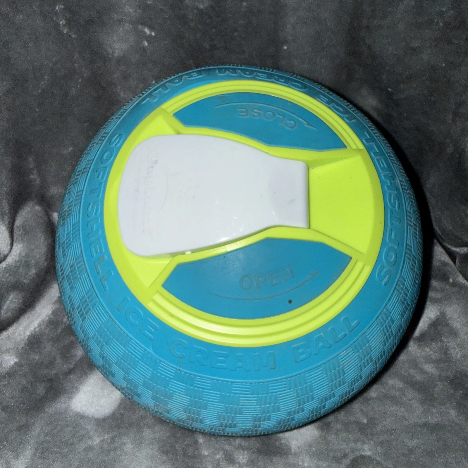 High Fives Yay Labs UCO SoftShell Ice Cream Maker Pint Ball Blue