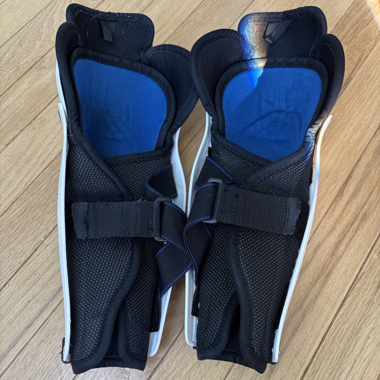 Reebok KFS 3K shin guards, 11 In thumbnail 3