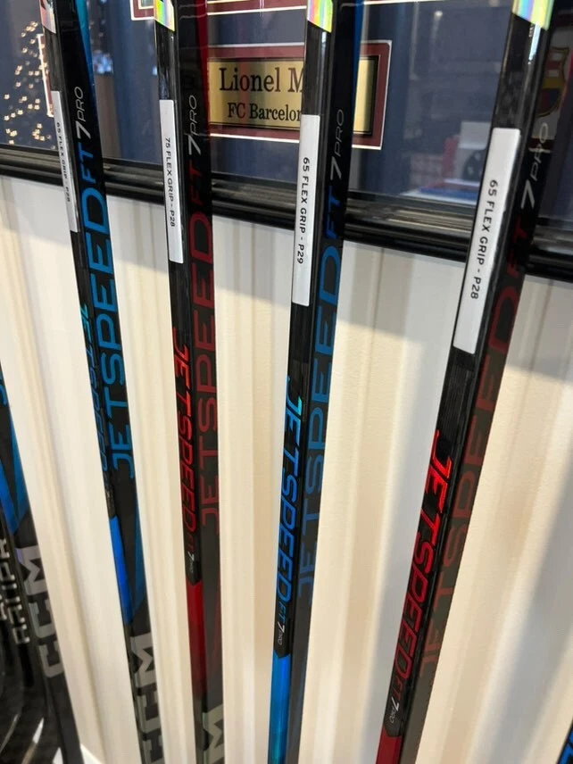 Hockey Sticks (Bauer and CCM, Left and Right, P29/P92 and P28) - Bild 2 von 4
