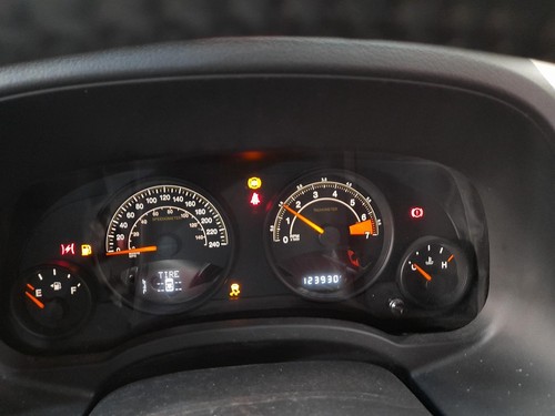 JEEP PATRIOT LEFT FRONT DOOR WINDOW MK, 08/07-12/16 - Picture 8 of 12