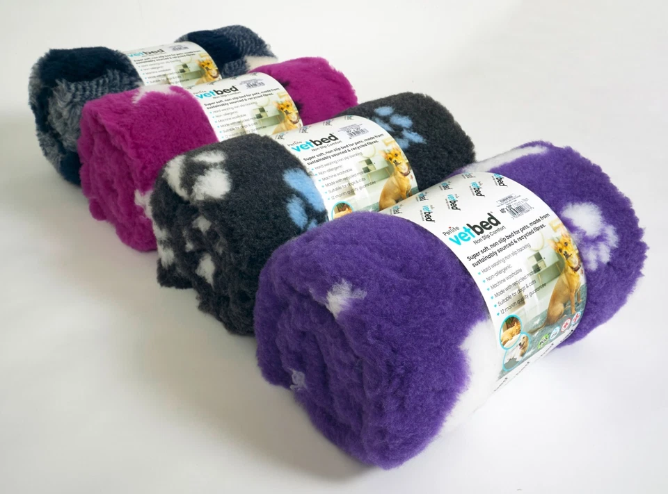 Non-Slip Vetbed 100cm x 75cm - bedding for dogs and cats - various patterns - Image 2 of 4