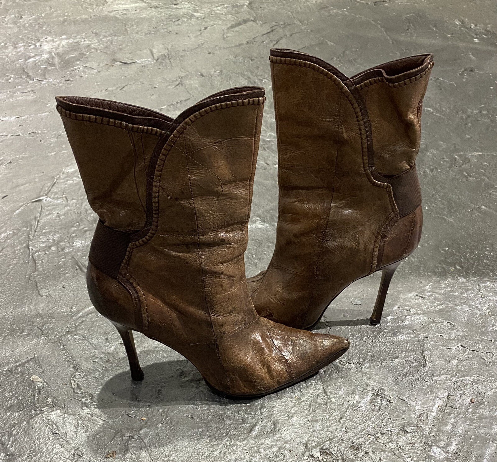 MANOLO BLAHNIK Patchwork Distressed Leather Mid C… - image 3