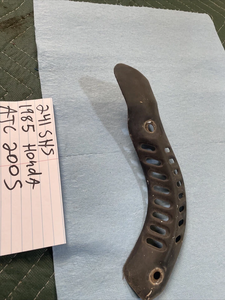 1985 Honda ATC 200 S exhaust guard shield 241 - Image 2 of 4