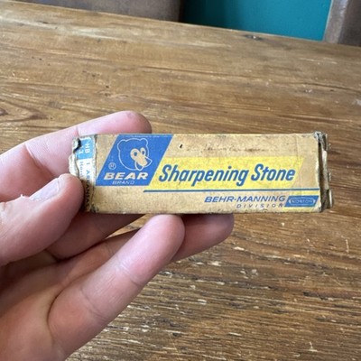 Norton HB13 Translucent Arkansas Oilstone / Wetzstein