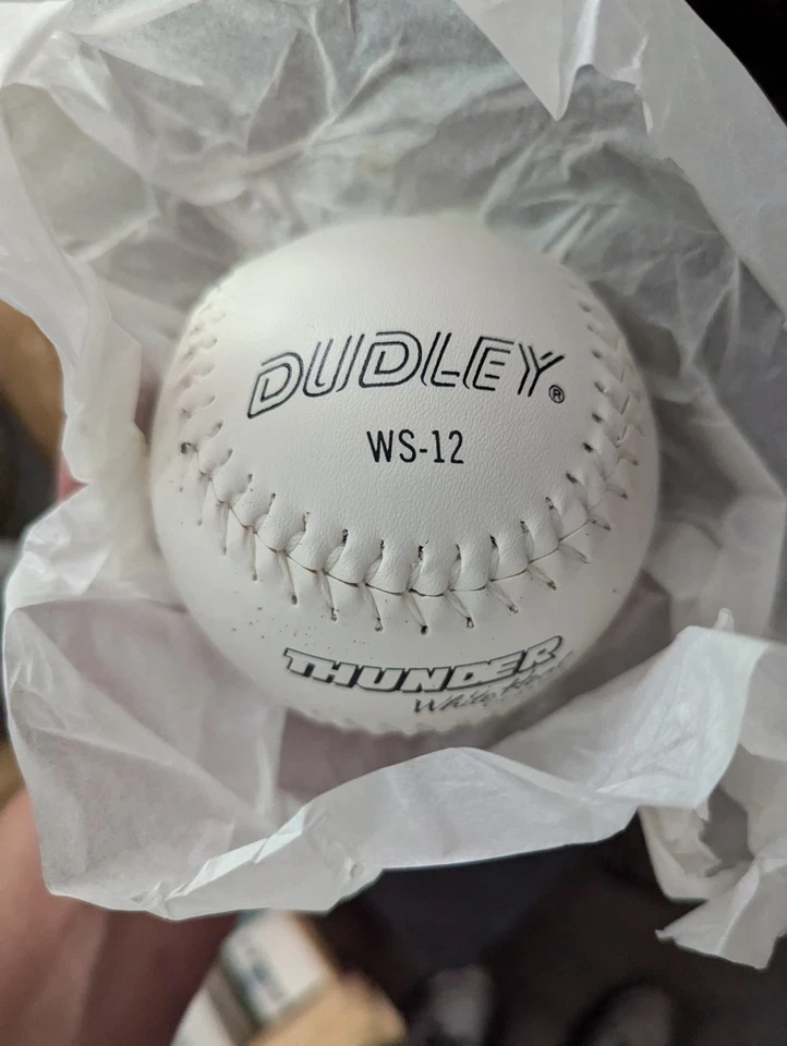 LOTE DE 5 Softbol Dudley White Heat Thunder WS-12 Cor. 50 sin usar en caja Foto 4 de 4