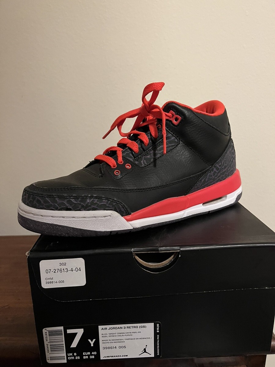 Jordan Crimson 3 Size 7 Jordan 3 Retro  main image 2