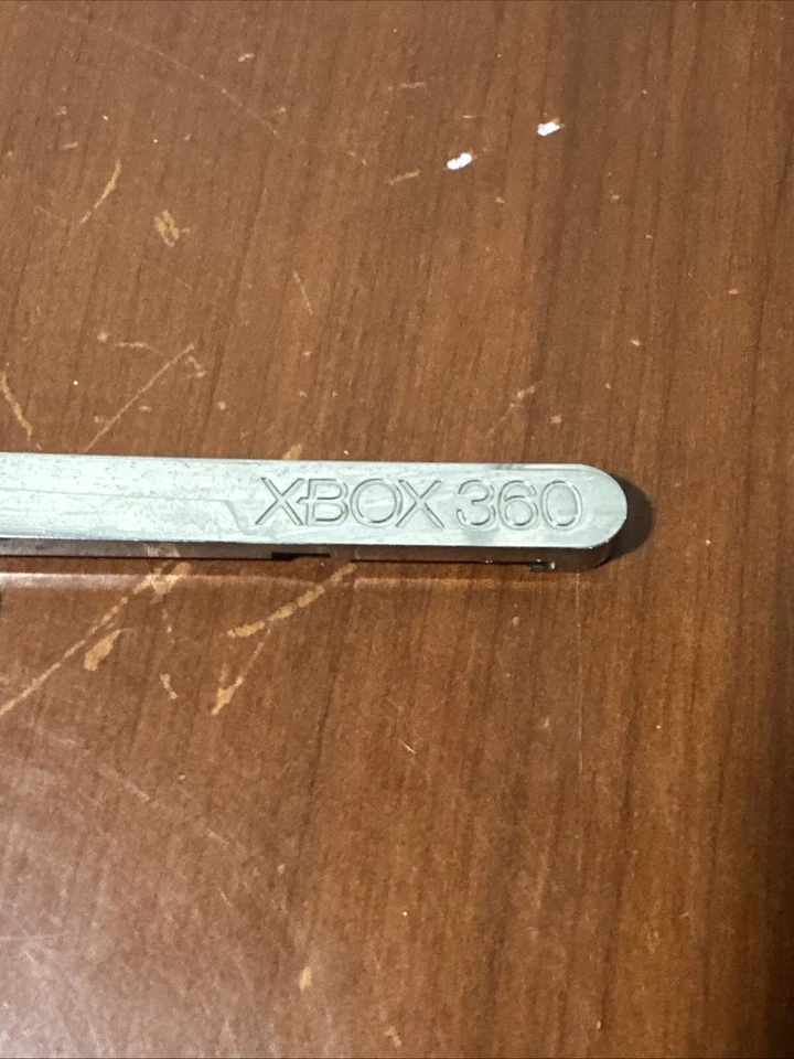 Microsoft Xbox 360 Silver OEM Replacement Eject Button & Bezel For Disc Tray - Image 4 of 4