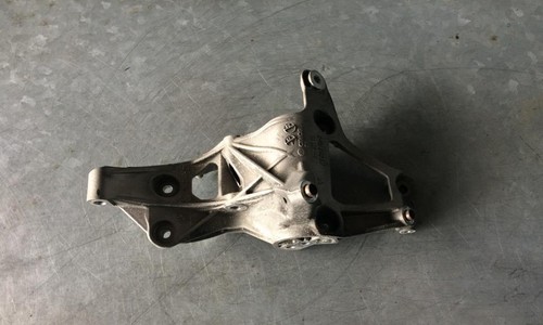 Bmw 1er 116i F20 2012 Halter Klimakompressor 64557603346-05  67871110