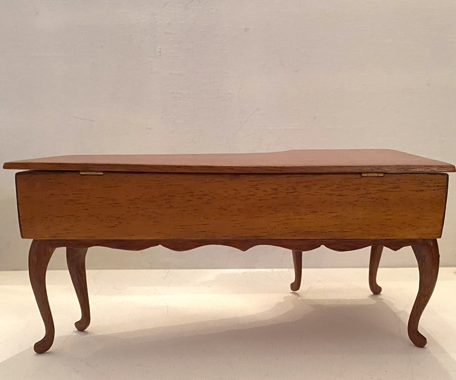 Dollhouse miniature 18th c. harpsichord by Ralph E. Partelow, signed, 1