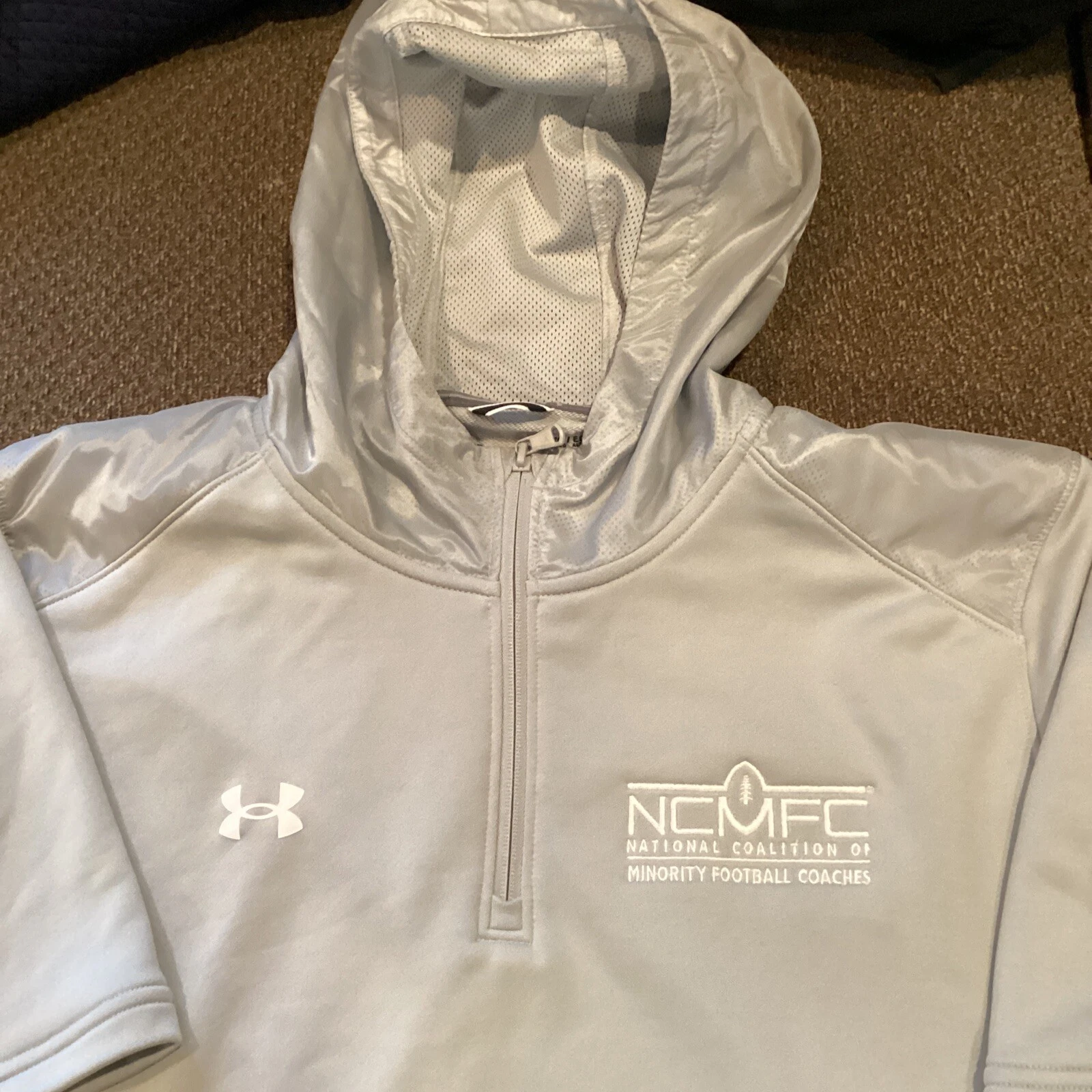 COACH Felpa con cappuccio uomo Coalizione Nazionale di Minoranza Calcio Allenatori Under Armour Xl usata in ottime condizioni