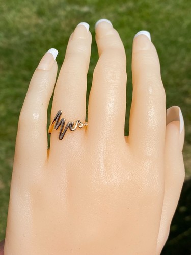 Ladies Hearts on Fire Yellow Gold Mrs. Ring - Picture 8 of 11