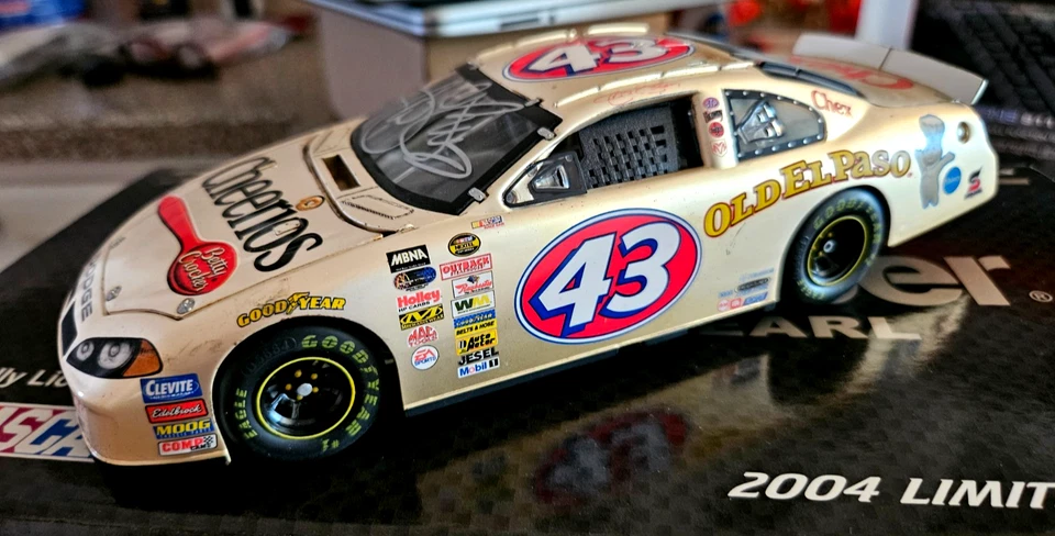 2004 Jeff Green Cheerios Betty Crocker #43 Autograph 1/24 Team Caliber - Image 3 of 4