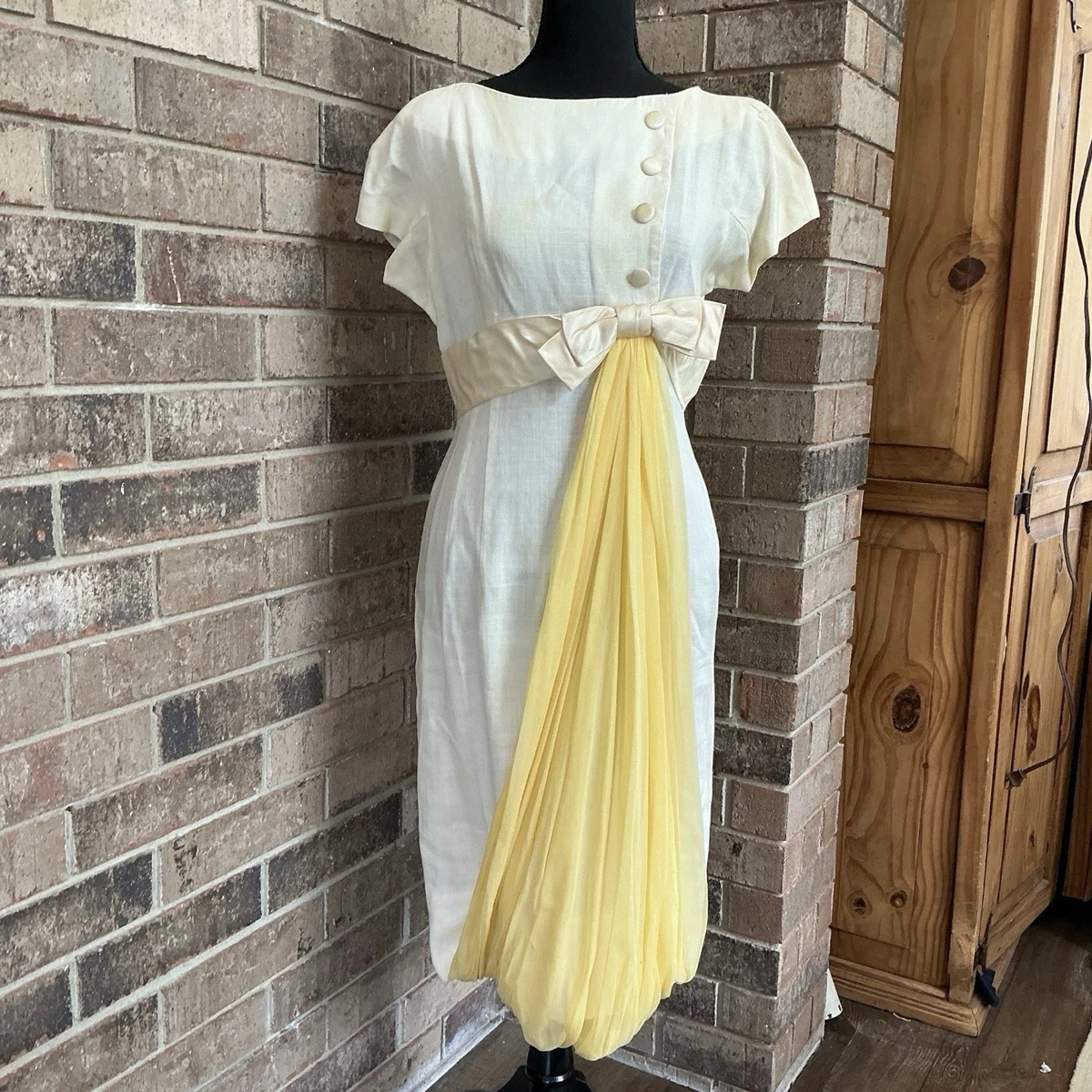 Yellow Party 1950s Vintage Dresses for Women for sale | eBay Yellow Party 1950s Vintage Dresses for Women for sale | eBay