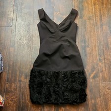 375 BLACK HALO cocktail party dress 2 sleeveless LBD sheath