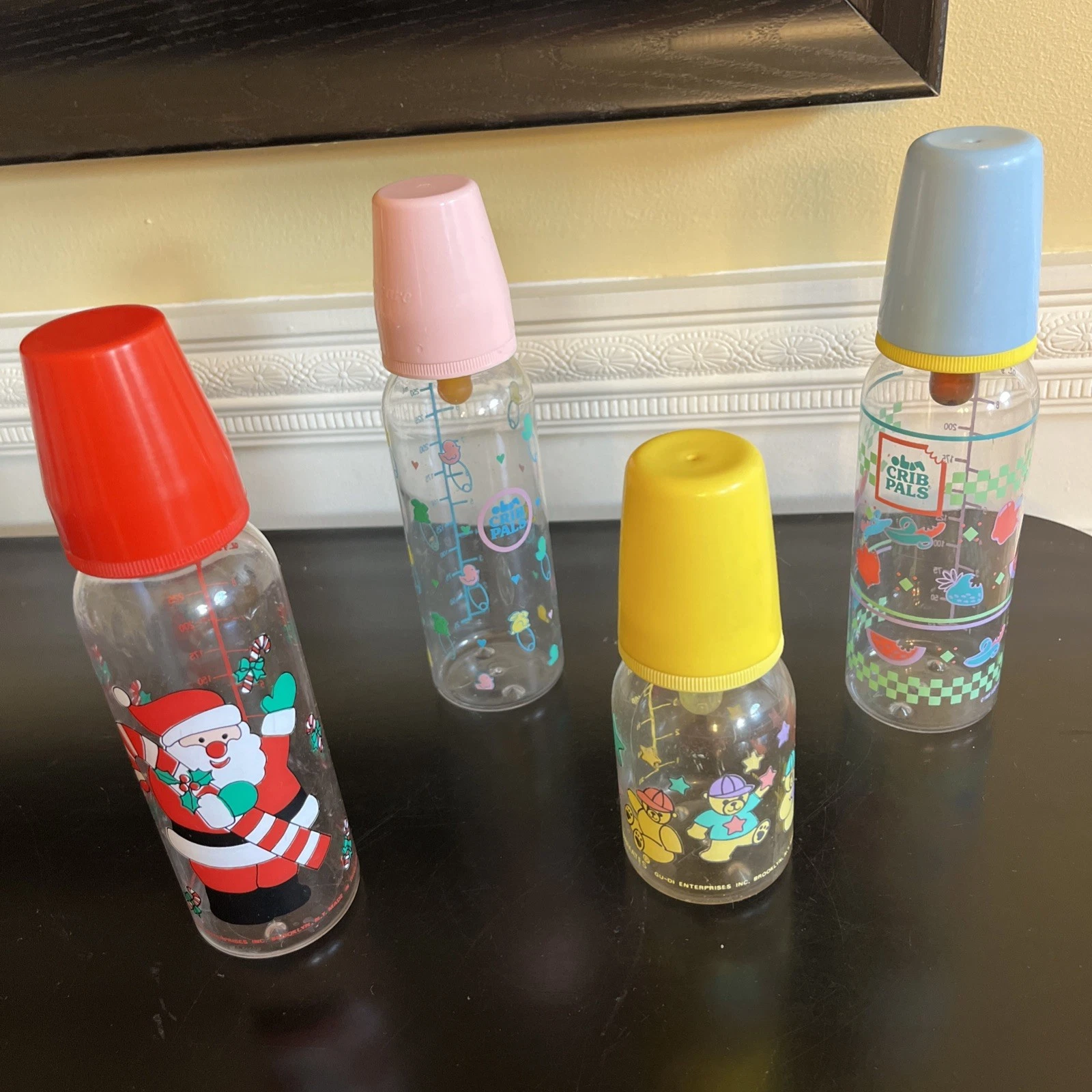 Vintage (4) Baby Bottles - 2 Cribmates /2 cribpals with nipples & caps -9oz/5oz