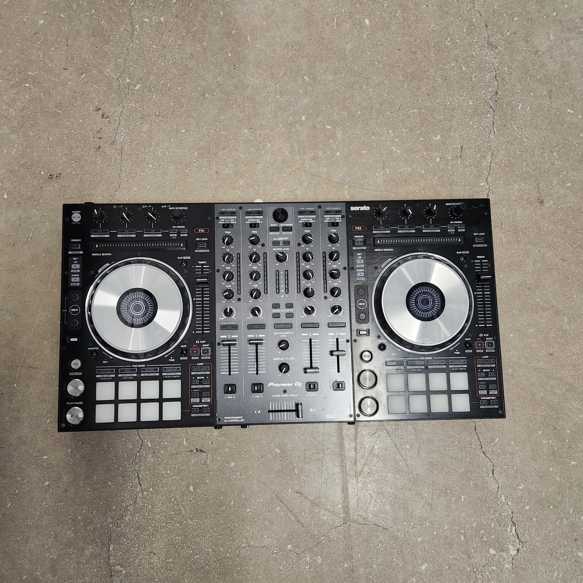 Pioneer DJ DDJ-SX3 コントローラー Pioneer DJ DDJ-SX3 - Serato DJ Hardware