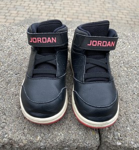 Nike ~ Air Jordan Flight ~ Niño Chicas Baloncesto Zapatos Negro/Rosa Talla  9C | eBay