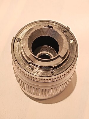 Nikon AF Nikkor 35-80mm f/4-5.6 D Auto Focus Zoom Lens free