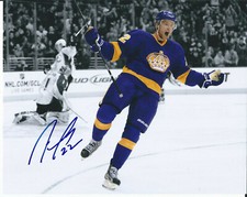 Signed B&W spotlight 8x10 photo TREVOR LEWIS - Los Angeles Kings autograph auto