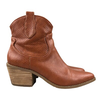 Betsey Johnson Women's Size 6M Lucki Brown Faux Leather Pointed Toe Ankle Boots