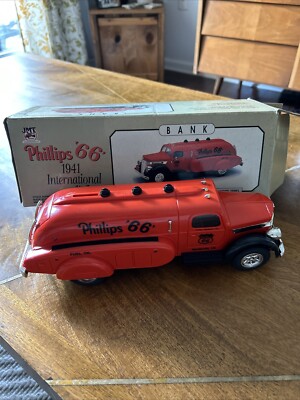 1994 JMT 2nd Issue - PHILLIPS '66' 1941 INTERNATIONAL AIRFLOW Toy Bank - NIB