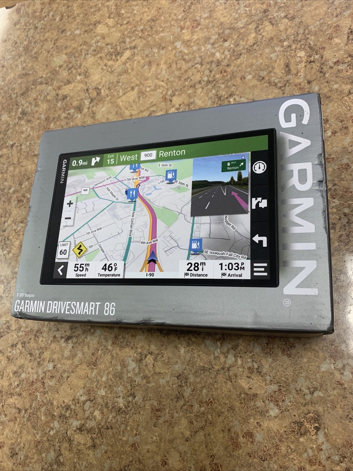 New Garmin DriveSmart 86 8" Car GPS Navigator (0100247100