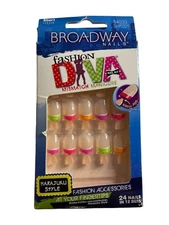 Fashion Diva Mismatch Nail Kit – Harajuku Style – 24 Nails, Short Length – New